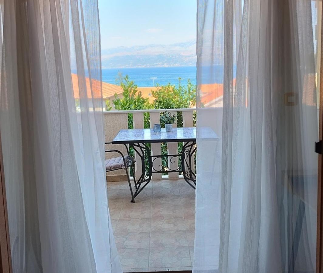 Apartman Mediterraneo Supetar Eksteriør bilde
